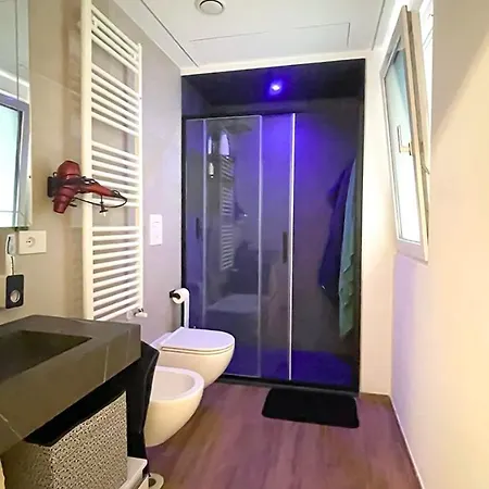 Tony Maison - Amazing Seaview In A Modern דירה *
