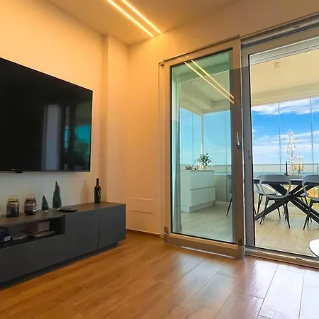 Tony Maison - Amazing Seaview In A Modern דירה בארי