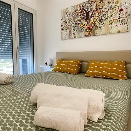 Tony Maison - Amazing Seaview In A Modern * בארי